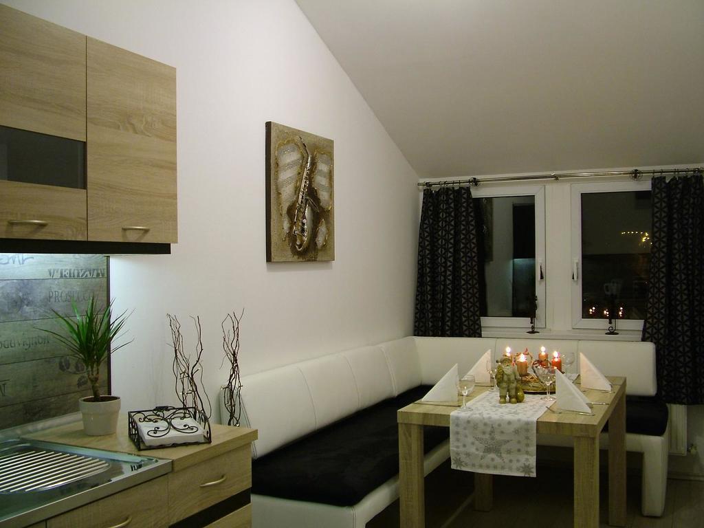 Korzo Apartman Koszeg Room photo